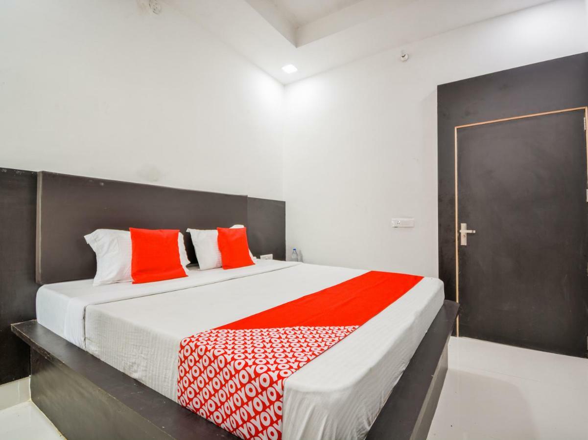 Oyo 43505 Hotel The White House Hisār 외부 사진