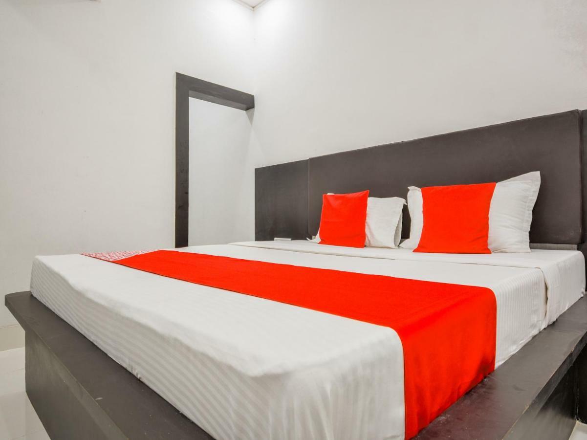 Oyo 43505 Hotel The White House Hisār 외부 사진