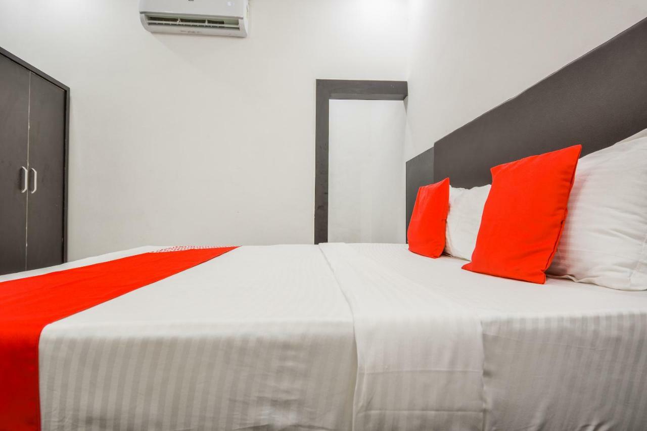 Oyo 43505 Hotel The White House Hisār 외부 사진