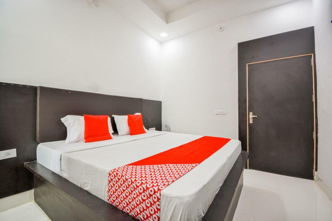 Oyo 43505 Hotel The White House Hisār 외부 사진